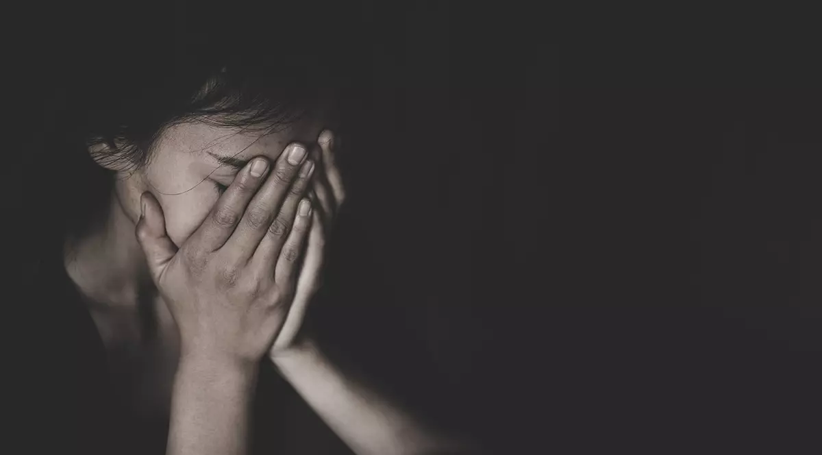 Poliția și procurorii au ținut la sertar doi ani un caz în care un tată a făcut un copil cu fiica lui de 16 ani