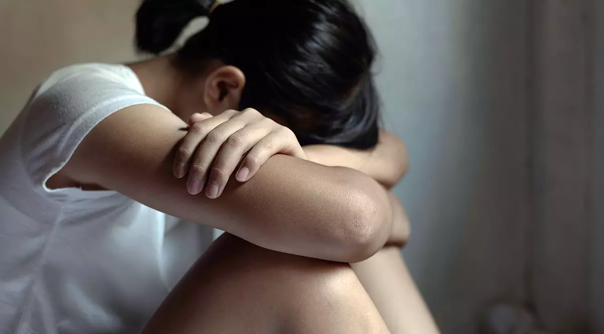 Firul audierii fetiței de 10 ani din Ploiești, victimă într-un dosar de viol. A fost ținută toată noaptea în secția de poliție