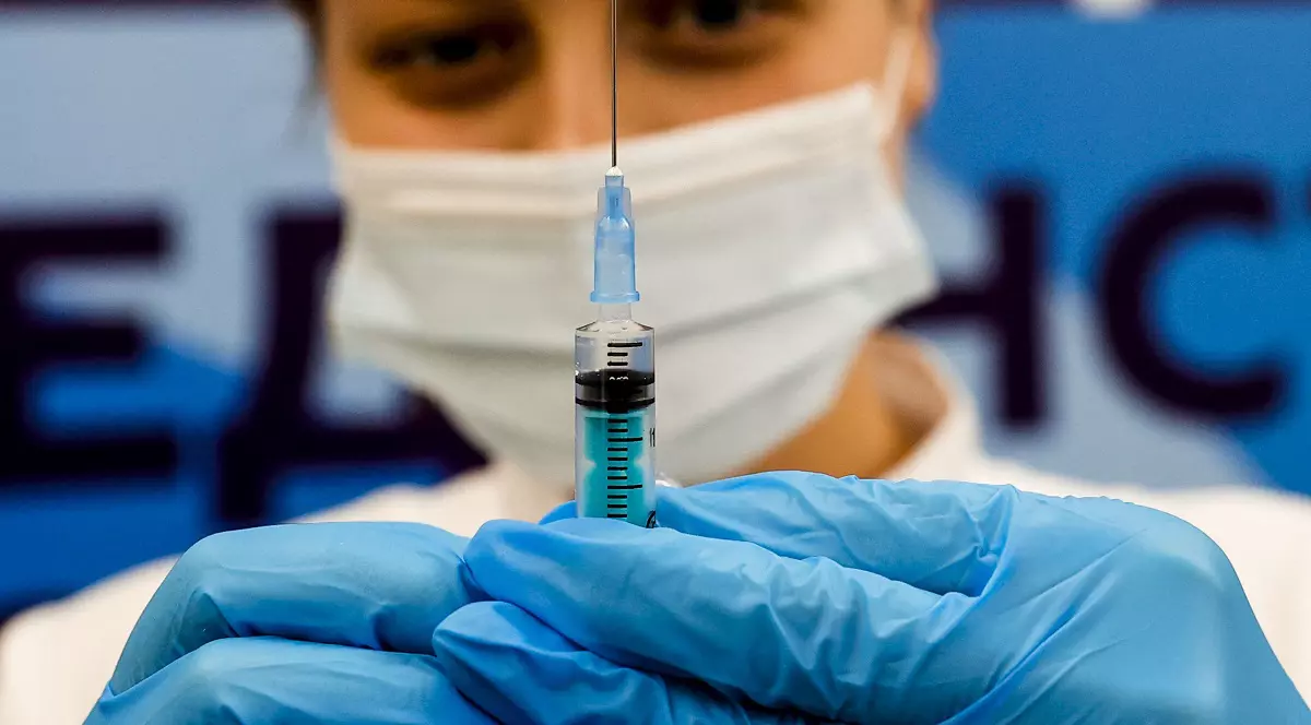 Peste 16.000 de persoane s-au vaccinat anti-COVID în ultimele 24 de ore