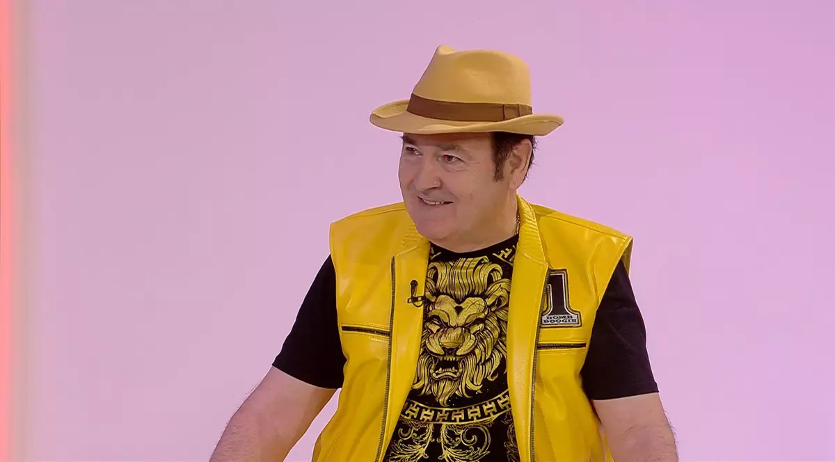 Detalii neștiute din viața lui Nelu Vlad, solistul trupei Azur. A fost exmatriculat de la Academia de Poliție