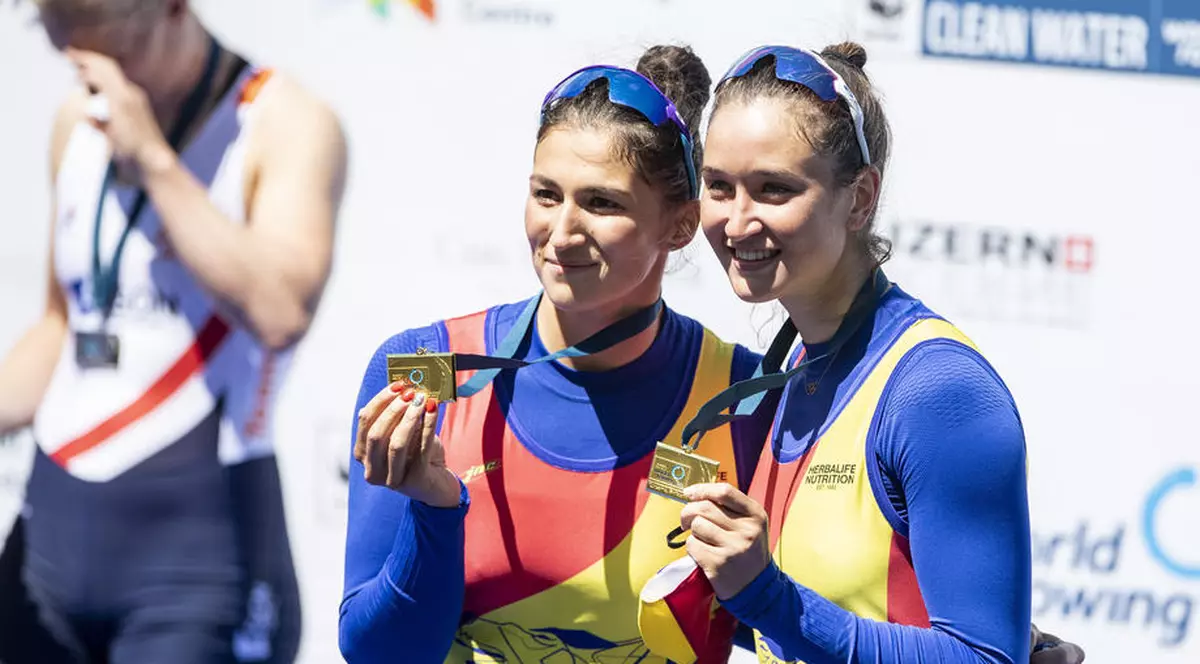 Pe ce loc a urcat România în clasamentul pe medalii la Jocurile Olimpice 2020, după aurul și argintul de la canotaj