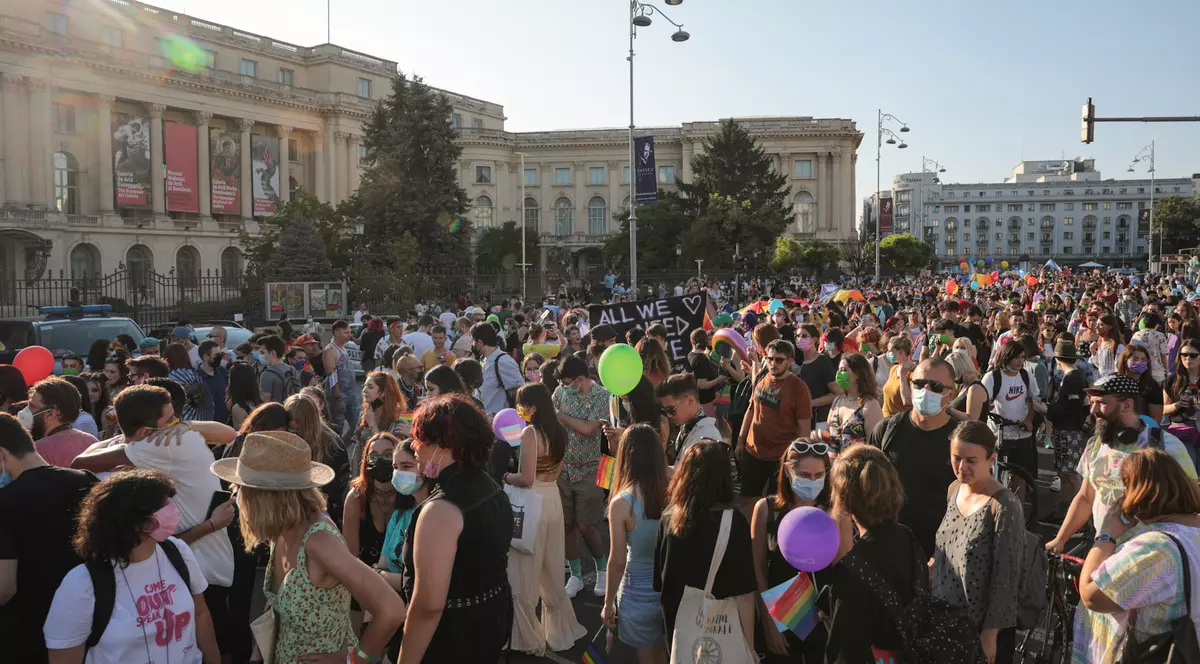 ACCEPT anunță că va contesta în instanță amenda primită de la Jandarmerie, după marșul Bucharest Pride