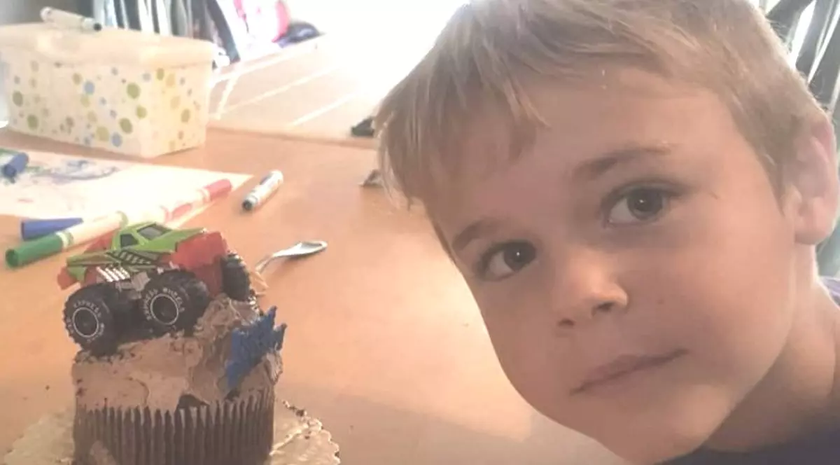 Un copil de 7 ani din California a murit după ce s-a infectat cu o amibă care se „hrănește” cu creierul uman