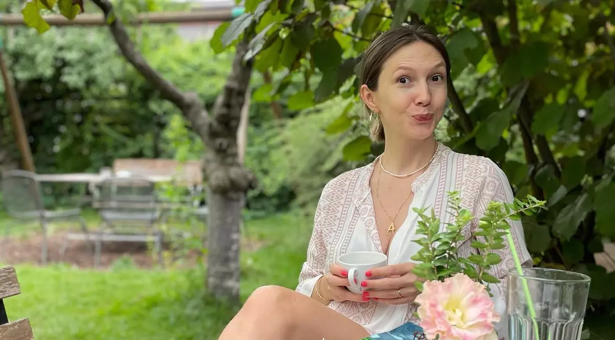 Adela Popescu, intervenție estetică la nivelul feței. Cum arată vedeta acum. „Încerc pentru prima dată. Vă țin la curent”