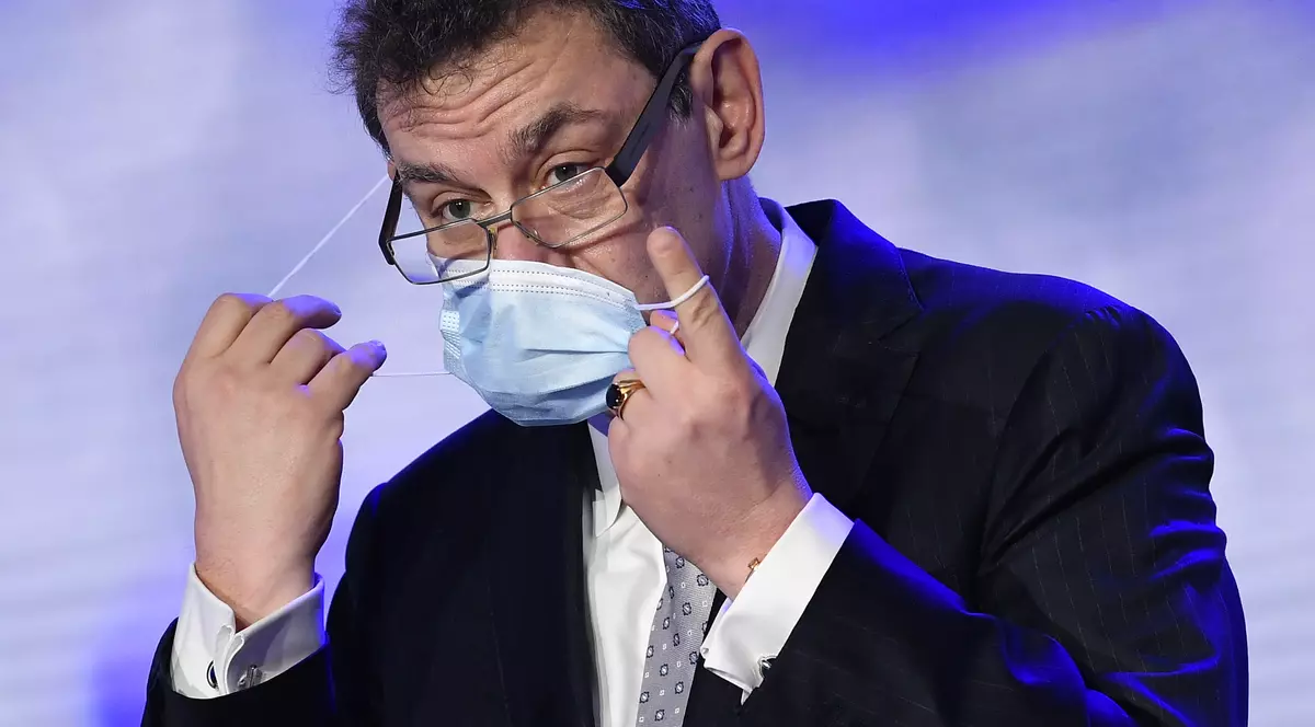 Șeful Pfizer: „Scenariul cel mai probabil este că vom avea nevoie de vaccinare anuală”