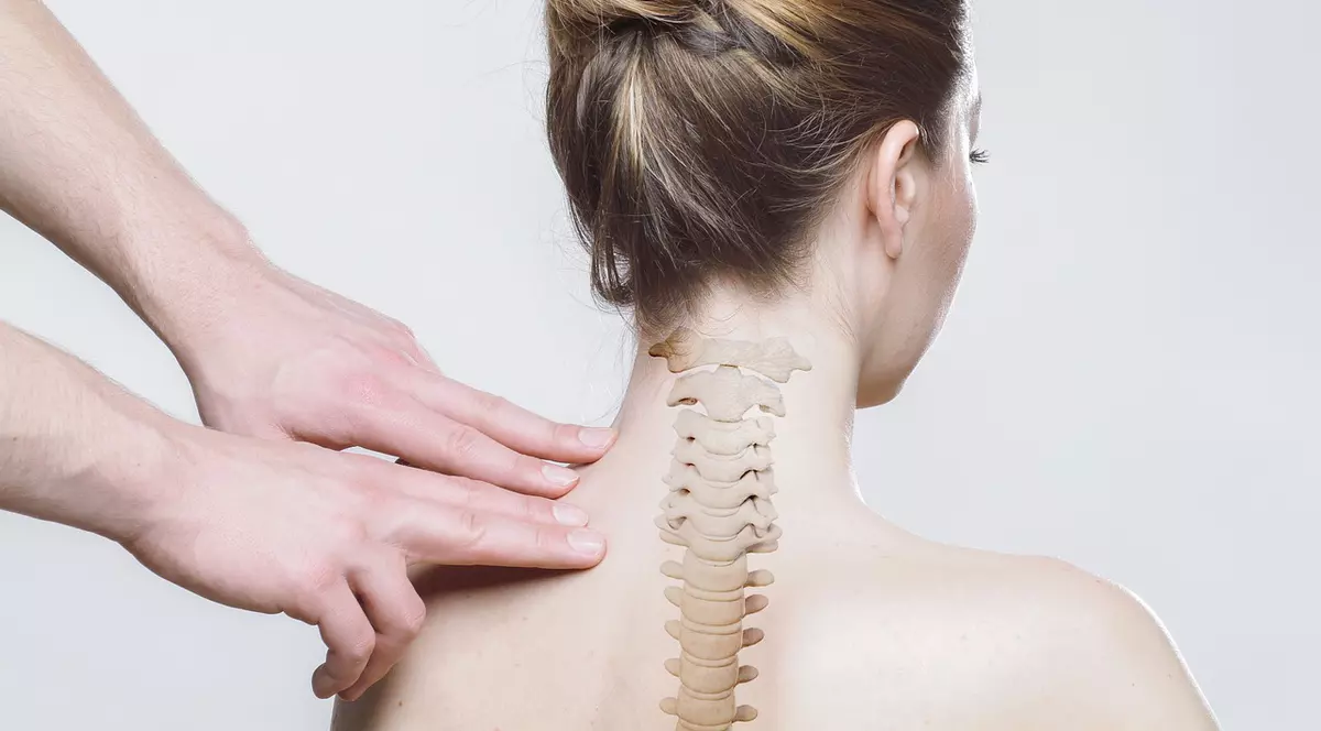 Proceduri minim invazive pentru tratarea unor afecțiuni ale coloanei