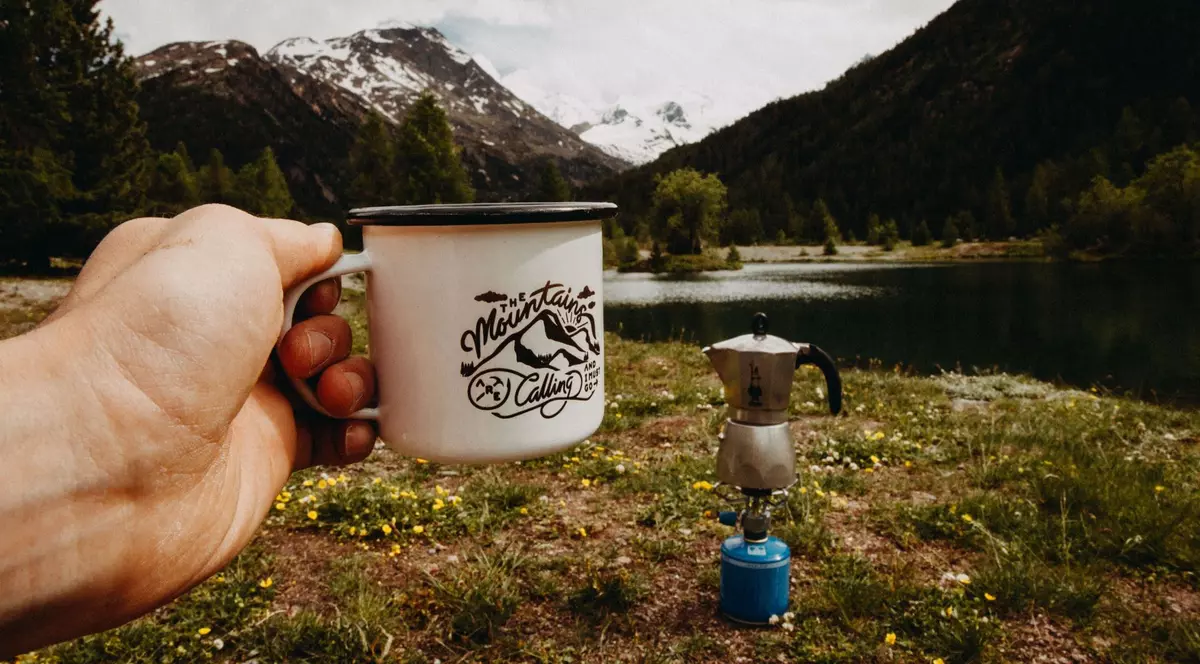 Cum poți să-ți faci o vacanță super confortabilă, departe de civilizație?