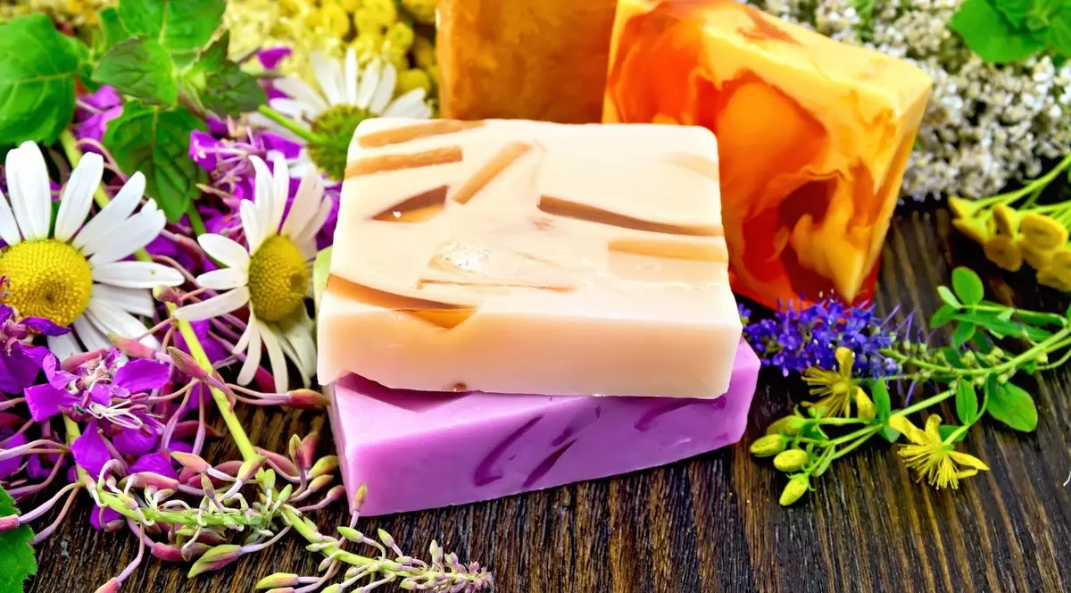 Florile decorative de săpun, o alternativă excelentă la florile clasice