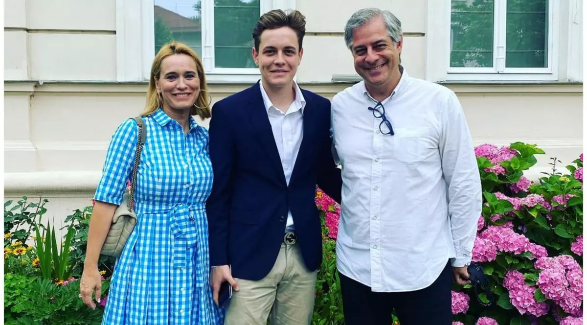 Fiul Andreei Esca face facultatea la Barcelona. Ce domeniu și-a ales Aris Melkior