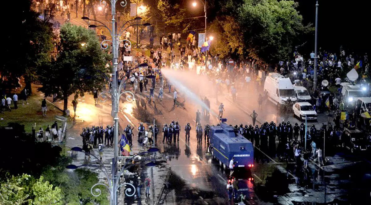 Proteste anunțate azi, la trei ani de la mitingul diasporei: „Vrem vinovații pentru 10 august 2018!”