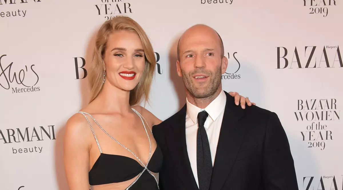 Rosie Huntington-Whiteley e însărcinată. Jason Statham va deveni tată pentru a doua oară