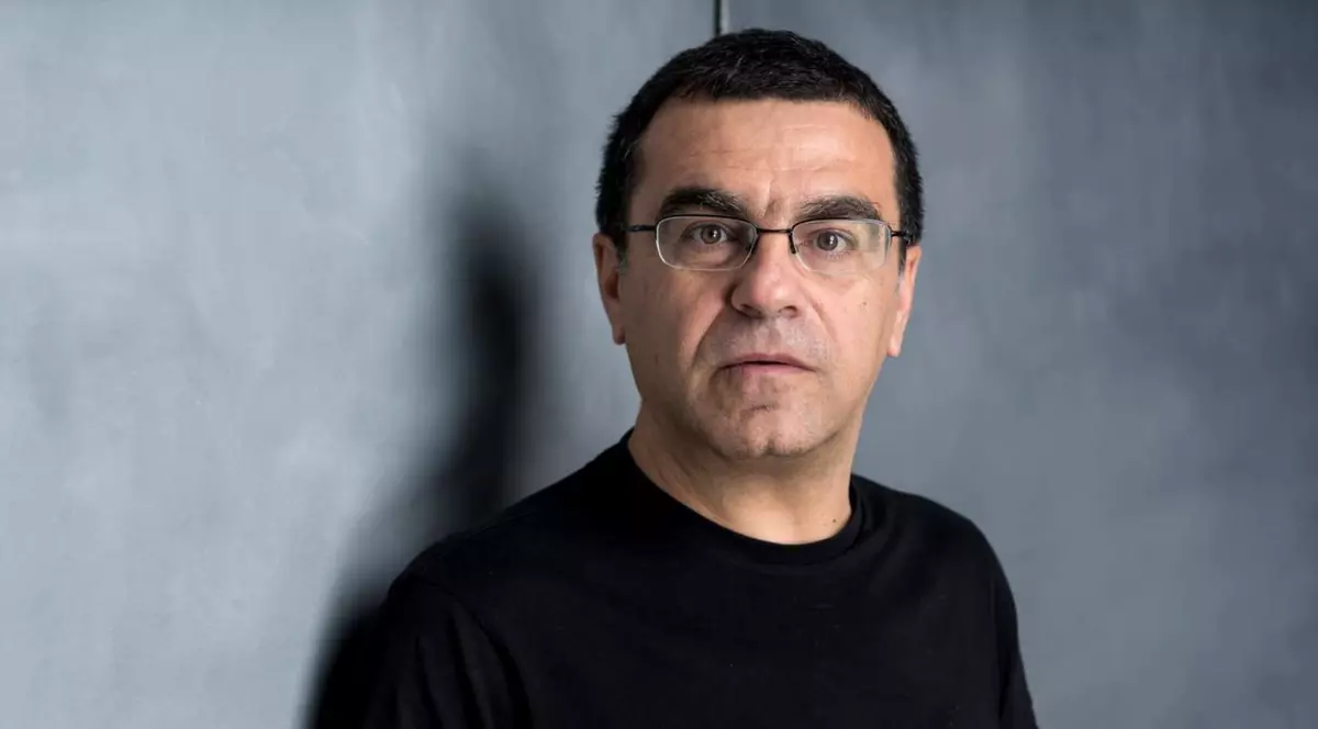 Mihai Mărgineanu a petrecut o lună de zile pe mare. A vizitat mai multe insule grecești: „Îți trebuie ceva curaj, ceva inconștiență”