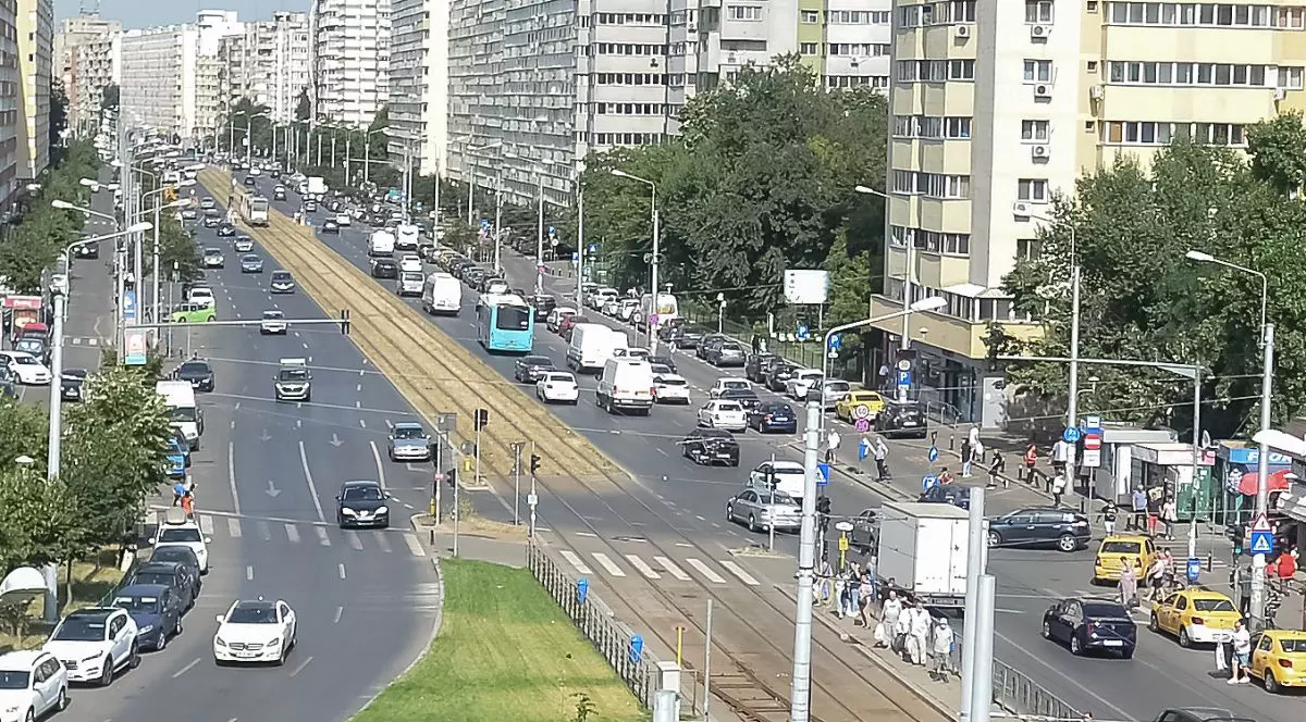 Un nou tip de marcaj rutier va apărea în București. Ce amenzi iau cei care nu-l respectă