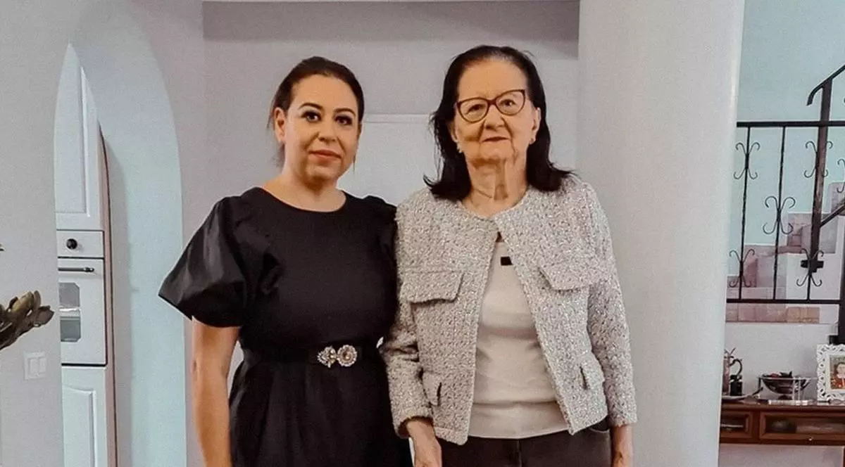 Oana și Mioara Roman
