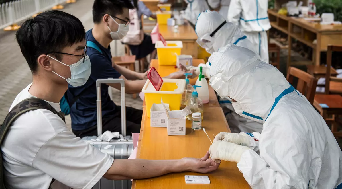 Wuhan va testa toată populația la COVID, după ce a depistat câteva cazuri