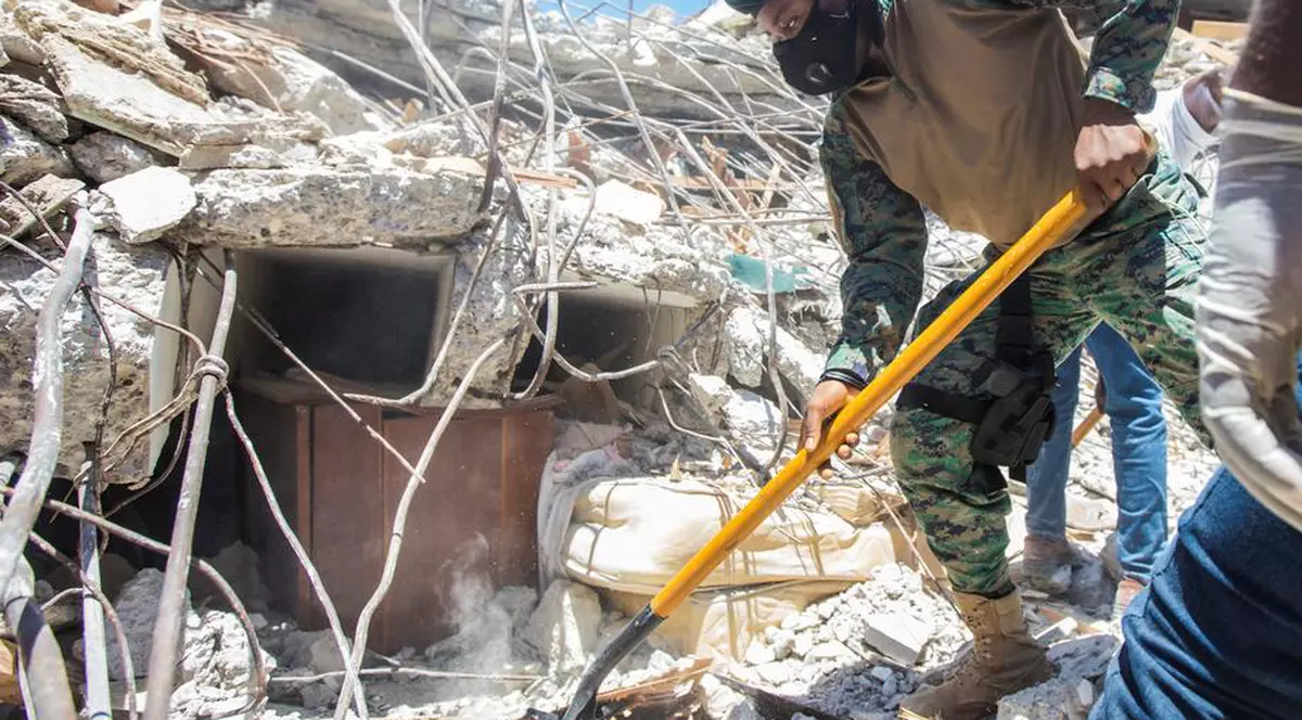 Bilanțul seismului din Haiti a urcat la aproape 1.300 de morți. Sute de oameni, încă dispăruți