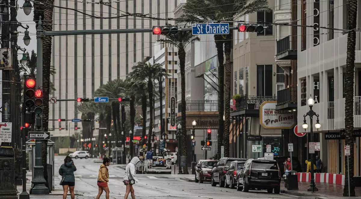 Zeci de mii de americani au părăsit Louisiana înainte ca uraganul Ida să lovească