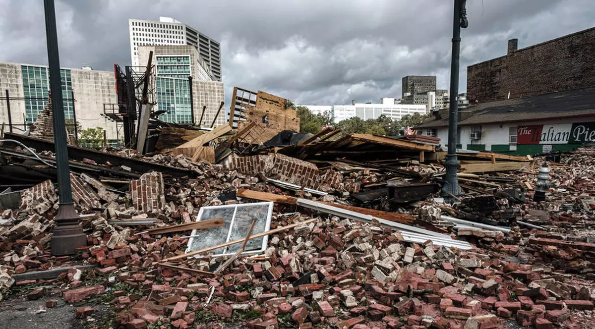 Clădirea din New Orleans în care a trăit marele cântăreț de jazz Louis Armstrong, distrusă de uraganul Ida