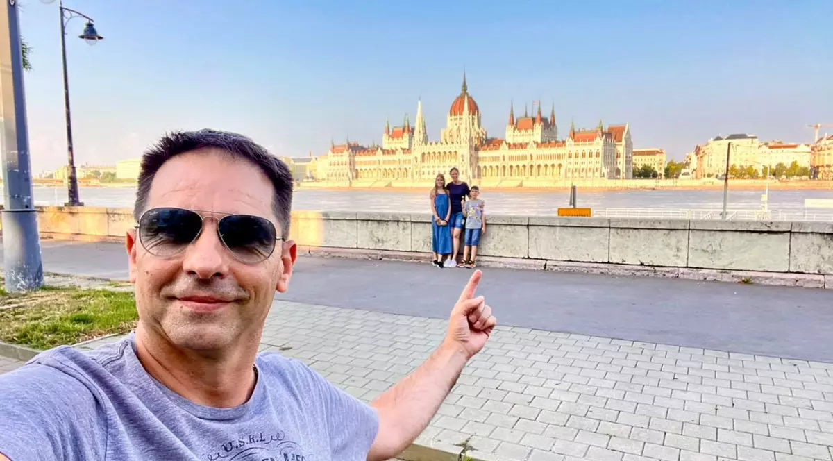 Dan Negru, dezvăluiri neașteptate despre familia lui. „Băiatul meu e prieten cu Selly și Dorian și își mai schimbă mesaje pe WhatsApp fără ca eu să știu”