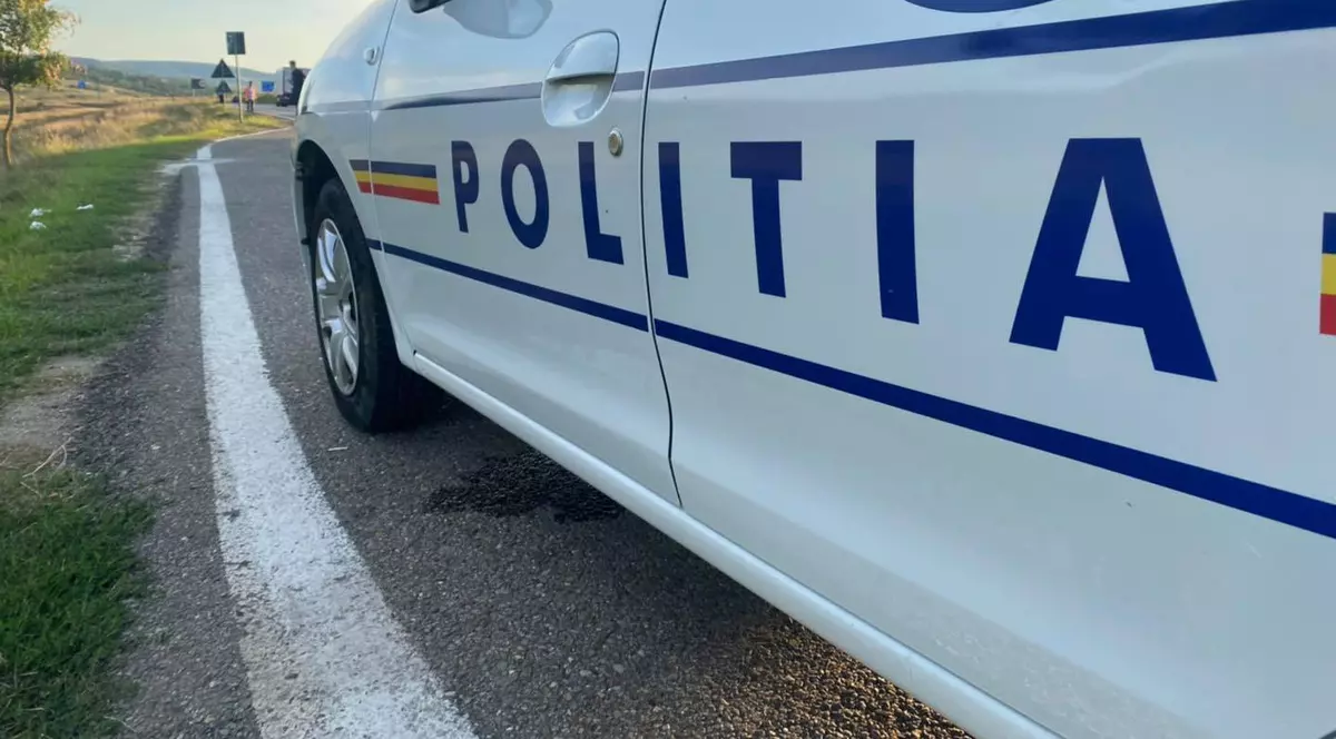 Șef de post din Olt, acuzat că a venit beat la o intervenție, conducând mașina de poliție