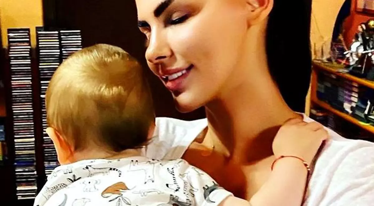 Lavinia Pârva, fotografie rară cu fiul ei și al lui Ștefan Bănică jr. Mesajul emoționant pentru Alexandru: „Am întâlnit pentru prima dată iubirea necondiționată”