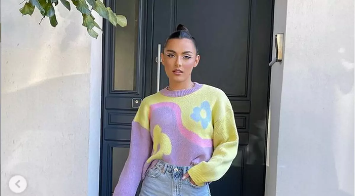 Alexia Eram, petrecere de pomină de ziua ei de naștere. Sărbătorita și invitații s-au distrat pe muzica lui Grasu XXL