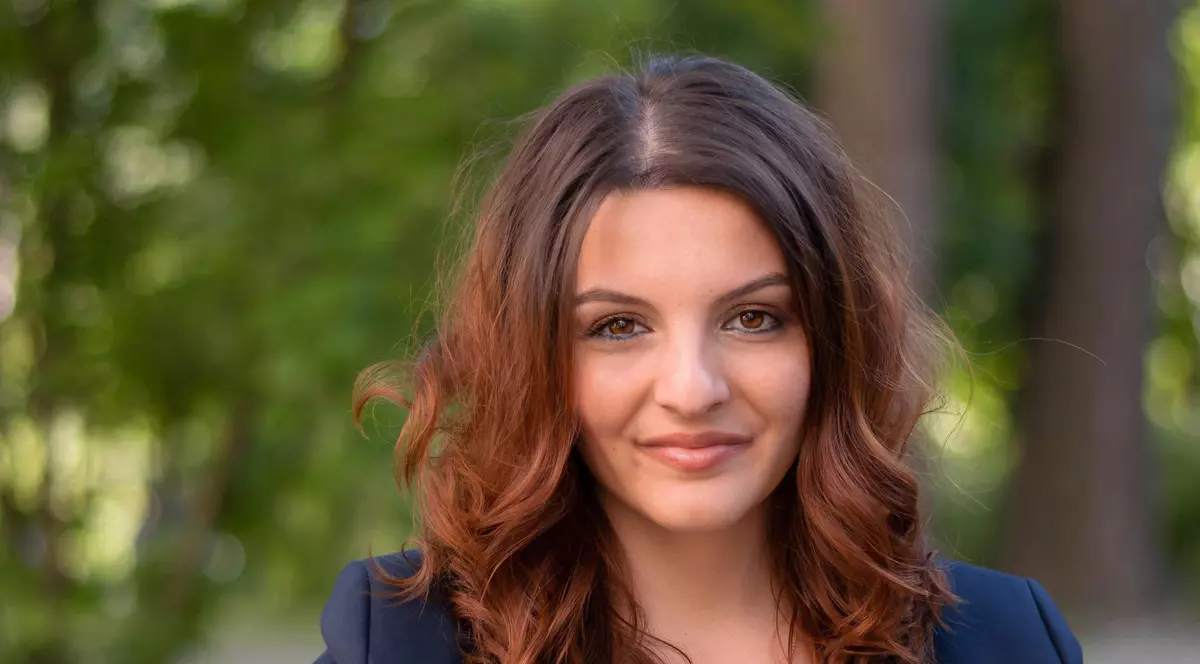 INTERVIU. Cele două vieți ale Anei-Maria Trăsnea, tânăra de 27 de ani de origine română care candidează pentru Parlamentul german