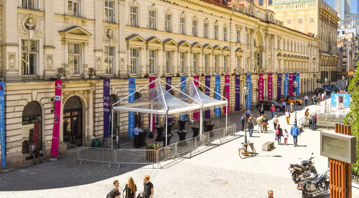 Fabulous Art Story cu Art Safari 2021