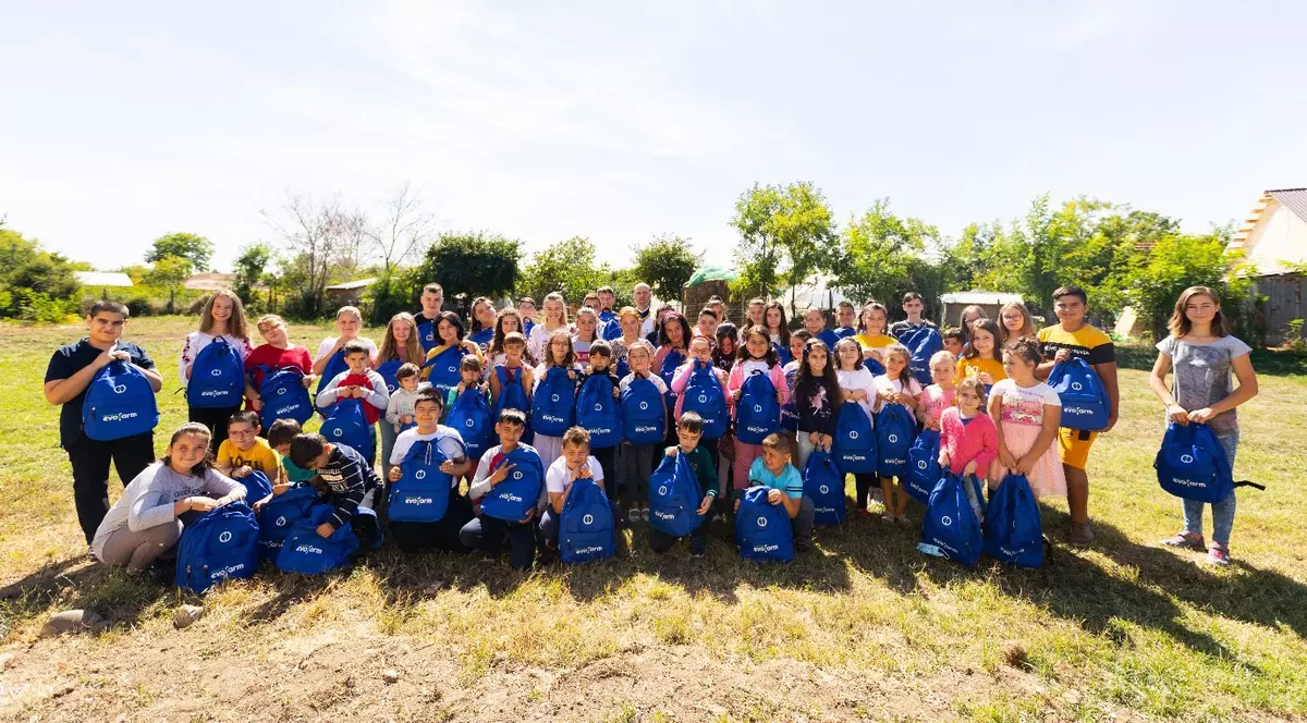 „Copii educați pentru o societate mai bună” – un proiect de responsabilitate socială realizat de lanțul de farmacii Evofarm.