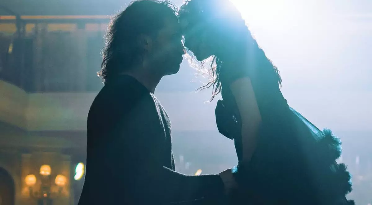 Fata cea mică a lui Pepe, debut în muzică. Cântă o melodie alături de tatăl ei