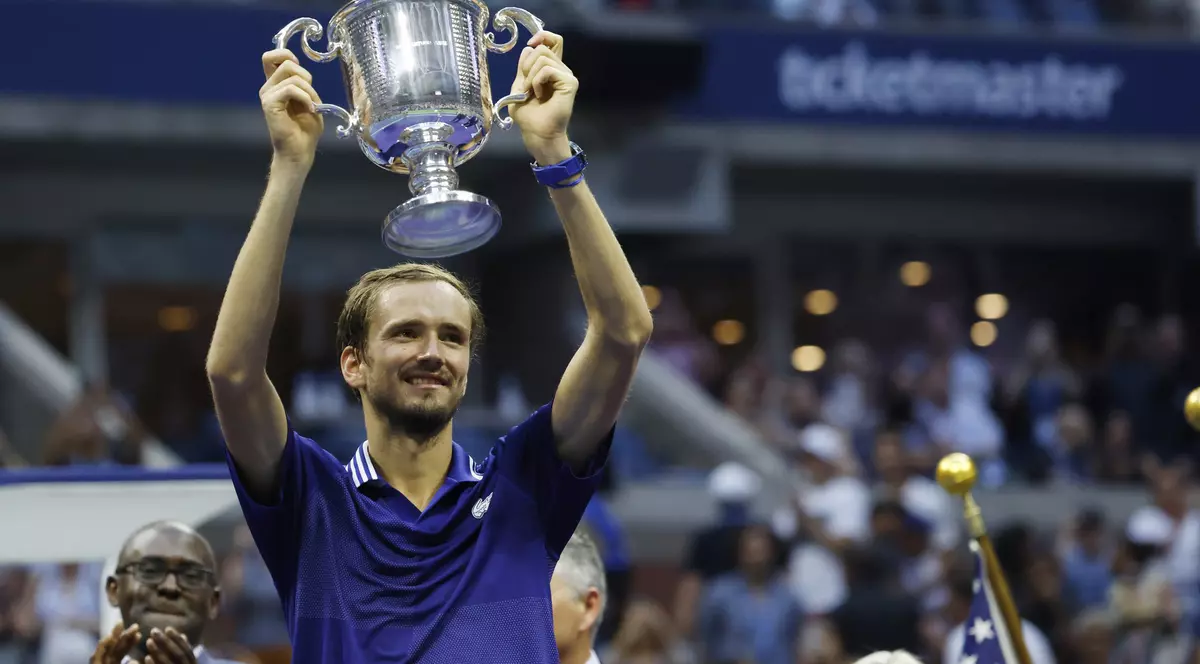 Daniil Medvedev l-a învins pe liderul mondial Novak Djokovic și a câștigat US Open