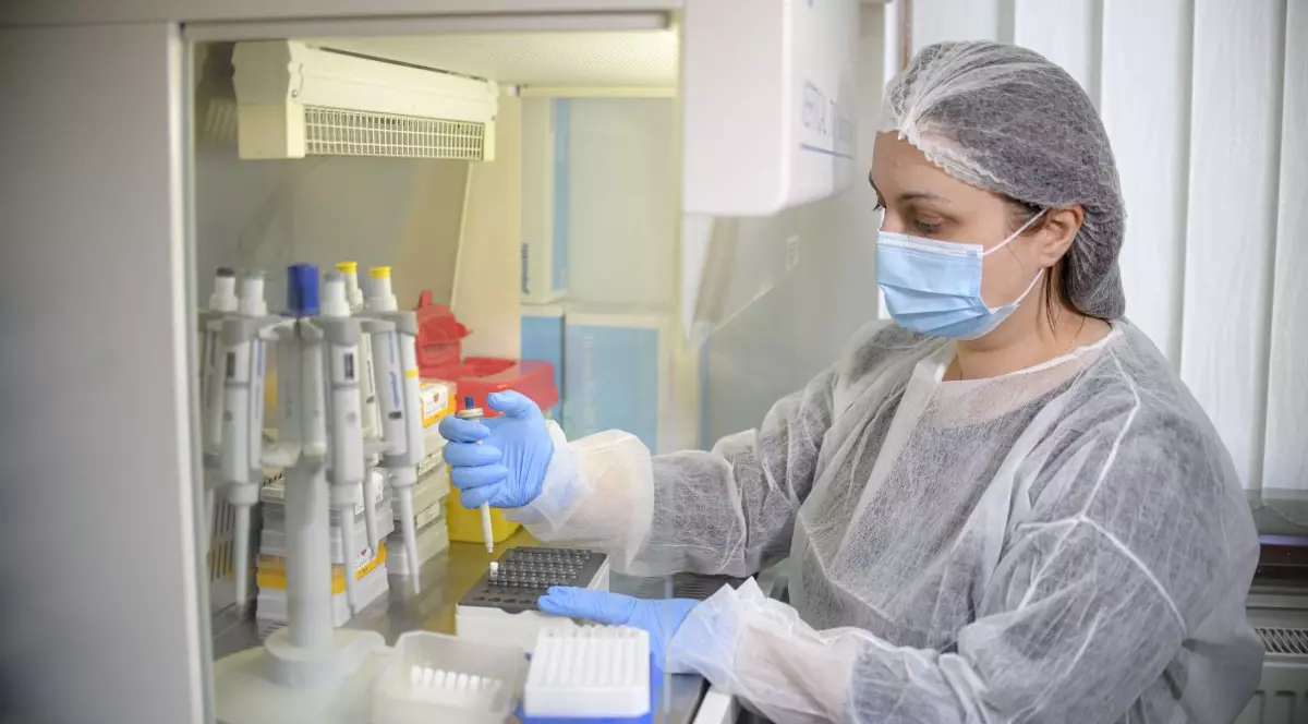 Testarea persoanelor suspecte de COVID se face cu o întârziere de 30 de ore în București. Cum explică DSP situația