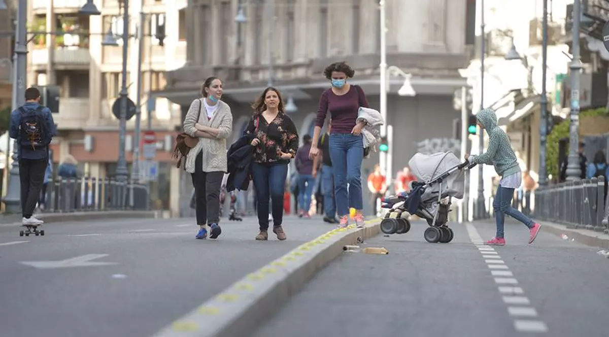 Rata de infectare cu COVID a trecut de 2 la mie în Bucureşti. Ce restricții vor fi impuse