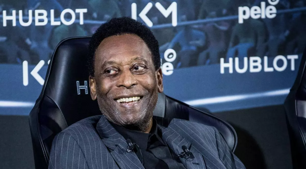 Legendarul Pele a ieşit de la terapie intensivă după 10 zile de la operația de cancer la colon