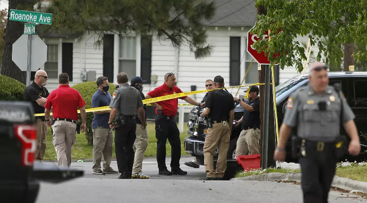 Un elev a fost împușcat mortal, în urma unui atac armat la un liceu din SUA