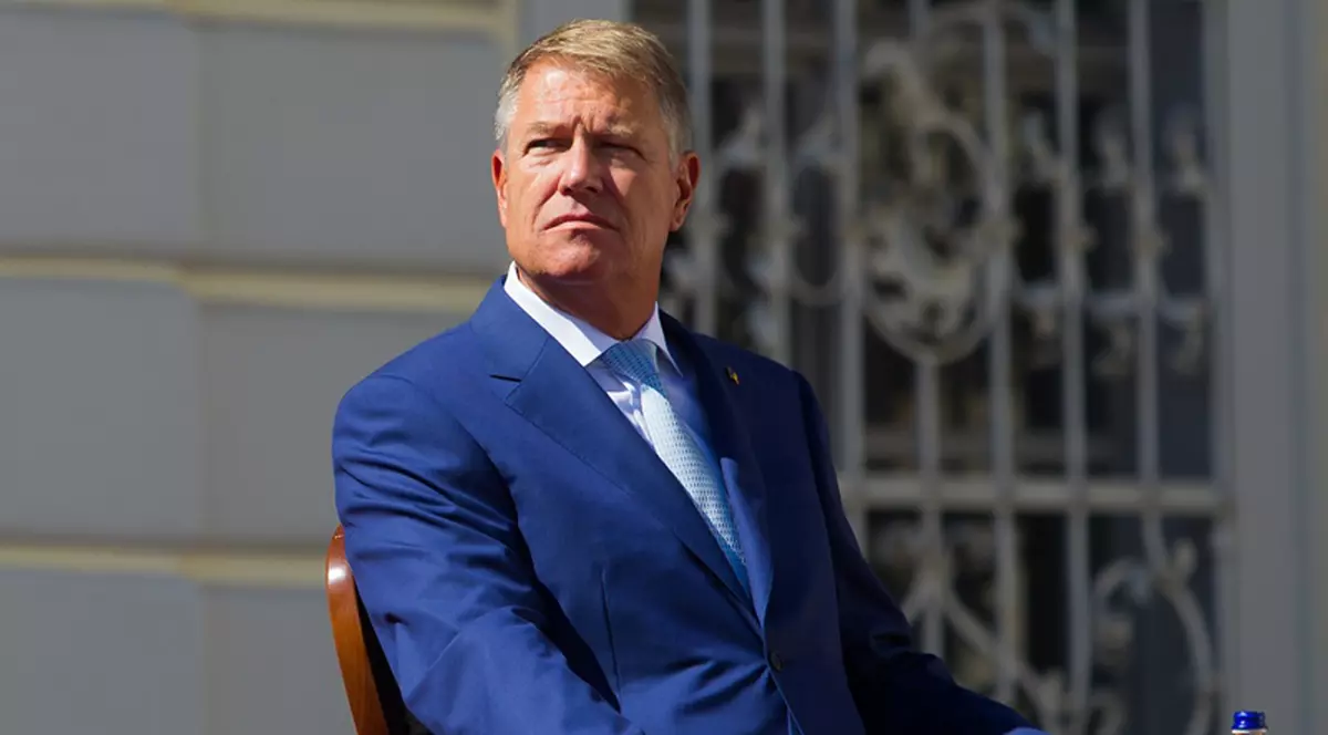 Klaus Iohannis: „La noi sunt foarte mulți români care s-au vaccinat… E păcat că sunt așa puțini!”