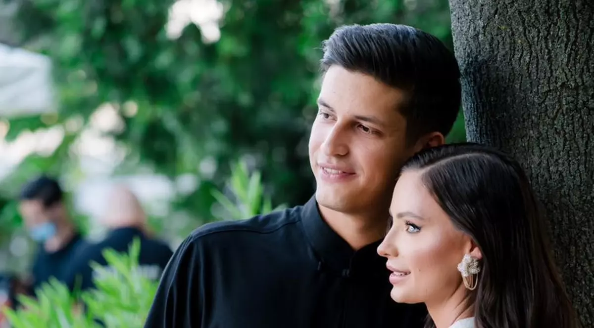 Imagini rare de la nunta lui Mihnea Năstase. Soția Corina a purtat două rochii de mireasă