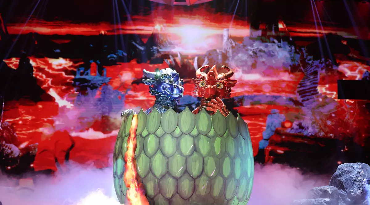 Cine este Oul Dragon de la „Masked Singer” sezonul 2. Reacția Innei i-a lăsat pe toți mască. „Radu Vâlcan și Adela Popescu”