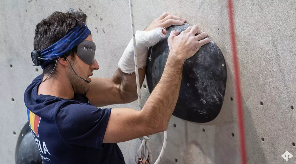 Răzvan Nedu este vicecampion mondial la Paraclimbing. A concurat cu un deget în ghips: „Vă aștept la sală”