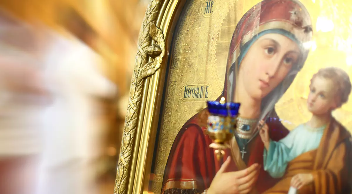 De ce sarbatorim Sfanta Maria de doua ori pe an