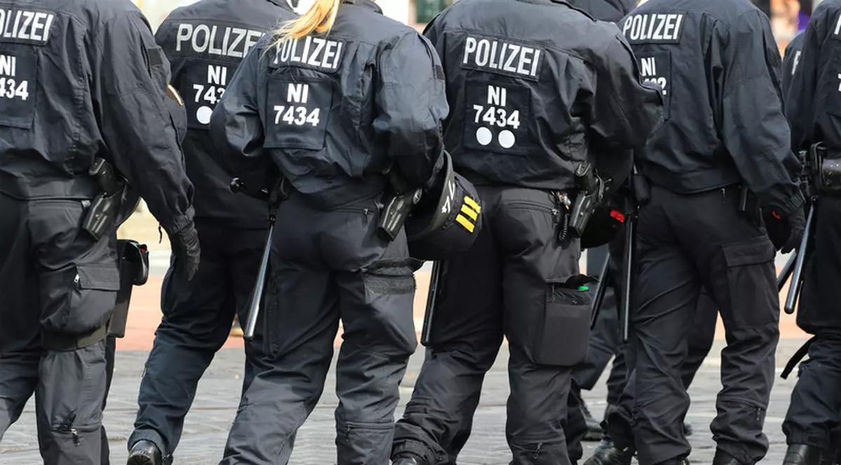 Alertă la o sinagogă din Germania, după ce patru islamiști, între care un băiat de 16 ani, au fost acuzați că voiau să detoneze o bombă