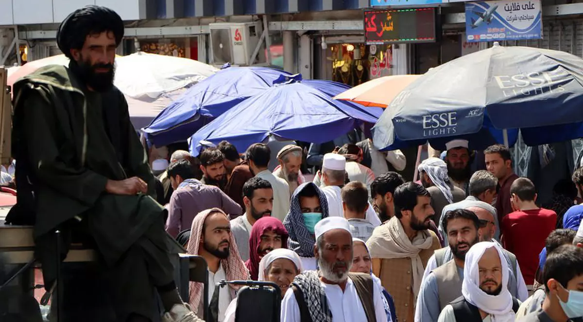 „Nu-mi pot crede ochilor ceea ce văd, dar este real”. Cum este viața în Kabulul cucerit de talibani