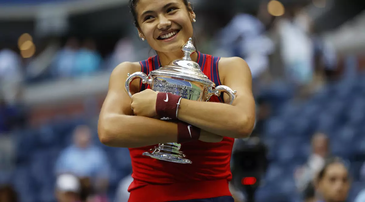 Emma Răducanu a urcat pe locul 23 în clasamentul WTA, după triumful de la US Open. Pe ce loc se află Simona Halep