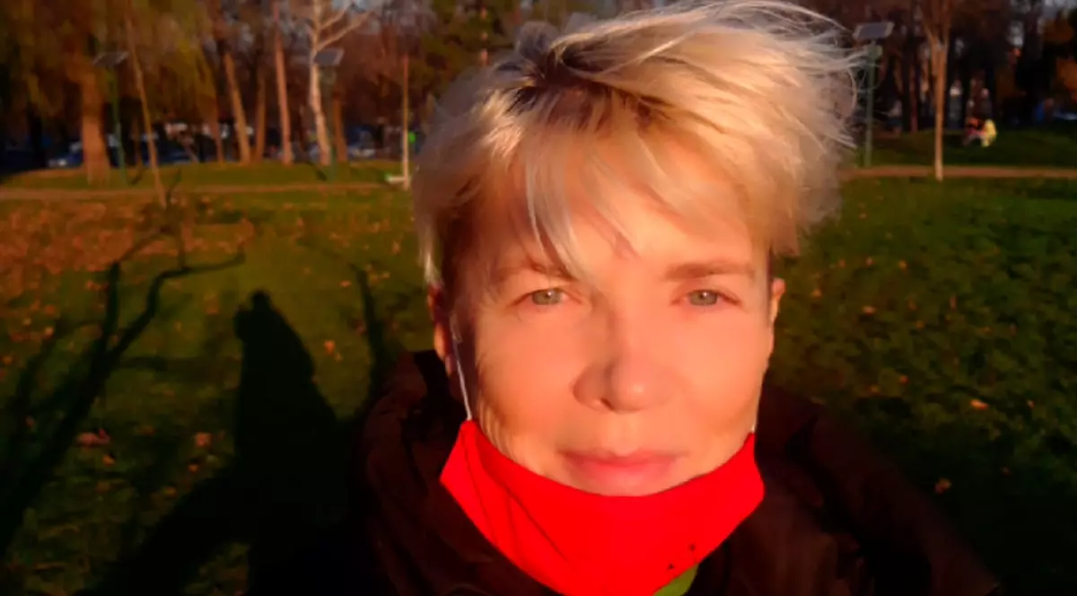 Silvia Dumitrescu, în colanți și pe tocuri, la vârsta de 61 de ani. Artista a atras toate privirile la un concert. Ce spune Cătălin Botezatu despre apariția ei