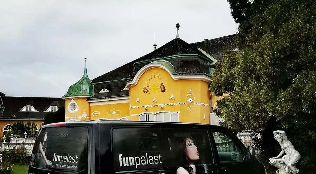 O casă de toleranță din Austria, autorizată să vaccineze anti-Covid. Ce bonus primesc persoanele imunizate