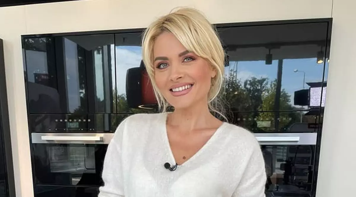 Ianna Novac a lansat un nou single. Ce spune artista despre piesa „Uletai”. „Sunt extrem de fericită”