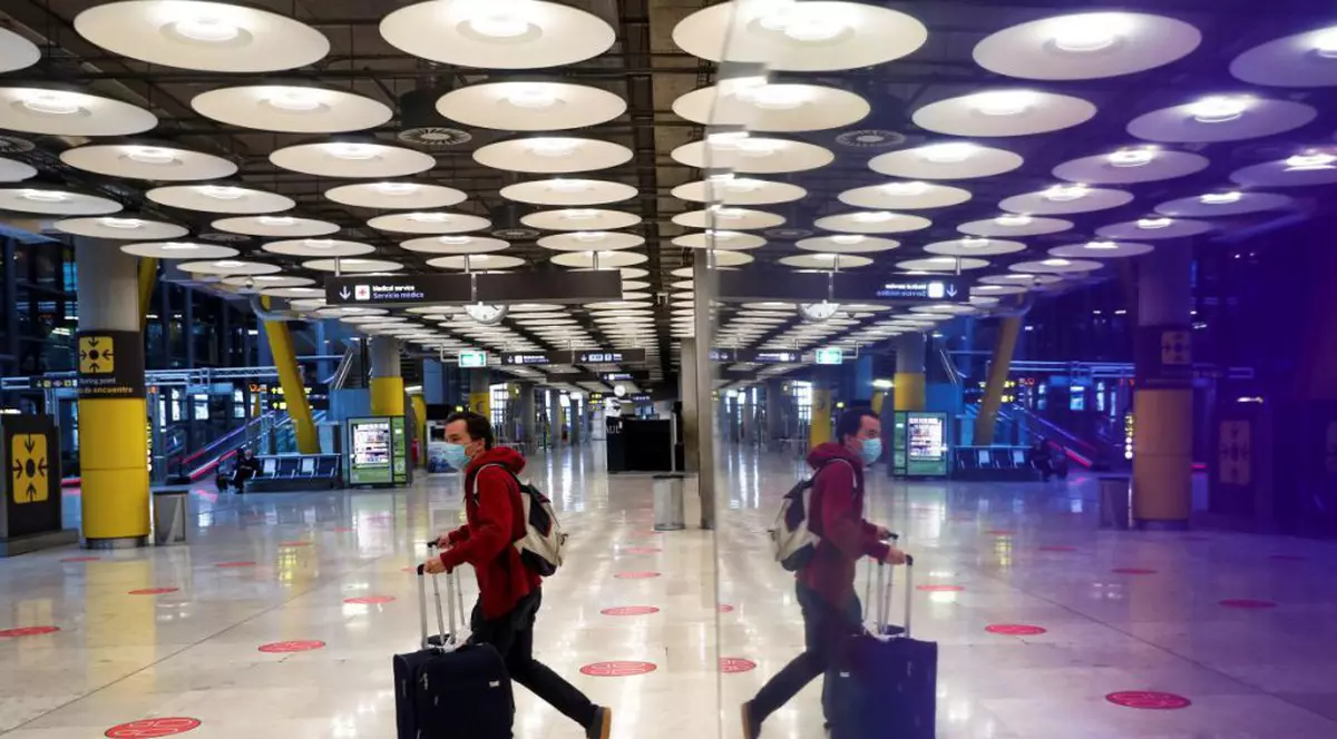 VIDEO Olanda și Rusia au intrat în zona roșie. Noua listă a țărilor cu risc epidemiologic