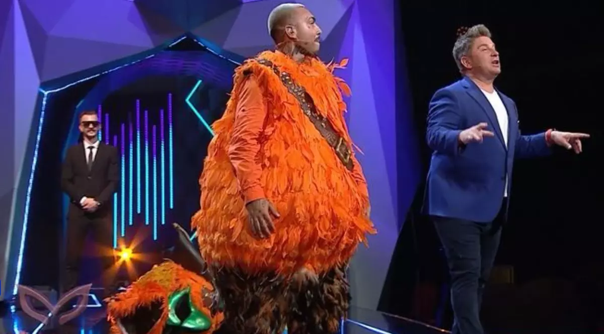 Alex Velea a fost Papagalul la „Masked Singer România”. „Sper că v-a plăcut personajul meu”
