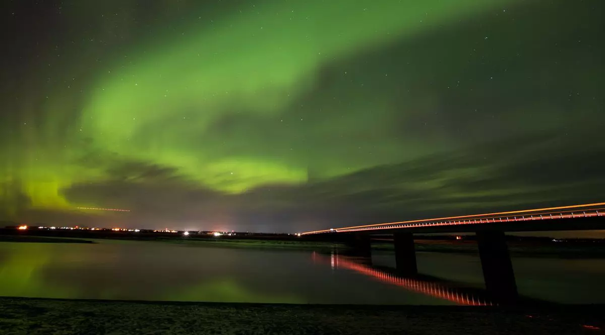 Aurorele boreale vor fi vizibile mai la sud decât de obicei, din cauza unei furtuni geomagnetice