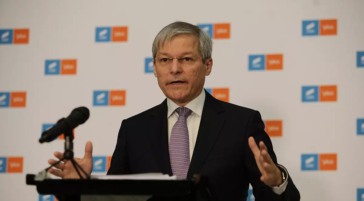 USR, după anunțul lui Ciucă: Soluția este refacerea coaliției PNL-USR-UDMR